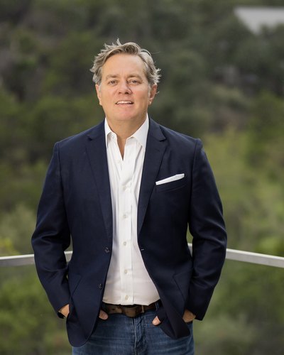 Mike Vilece, Austin real estate agent with Compass
